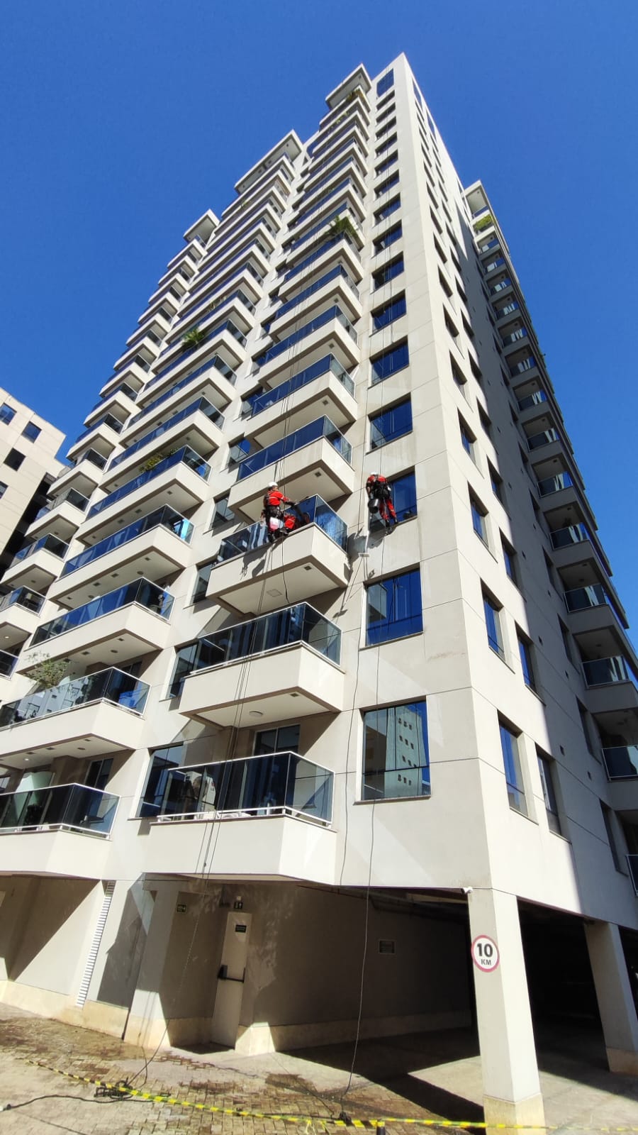 WhatsApp Image 2025-10-19 at 13.36.39 (1)